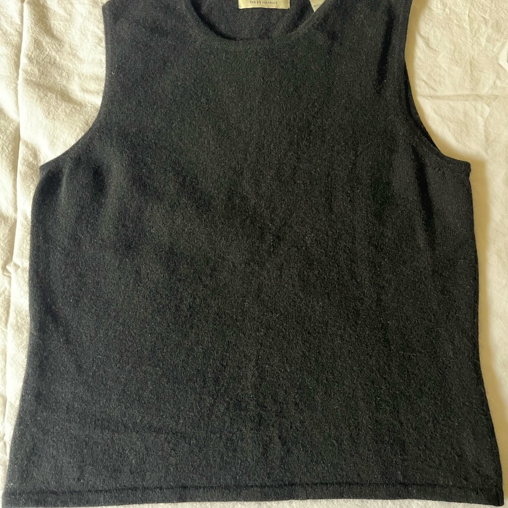 Lord & Taylor 100% Cashmere Vest women’s M - slipover, tank top - Picture 5 of 9